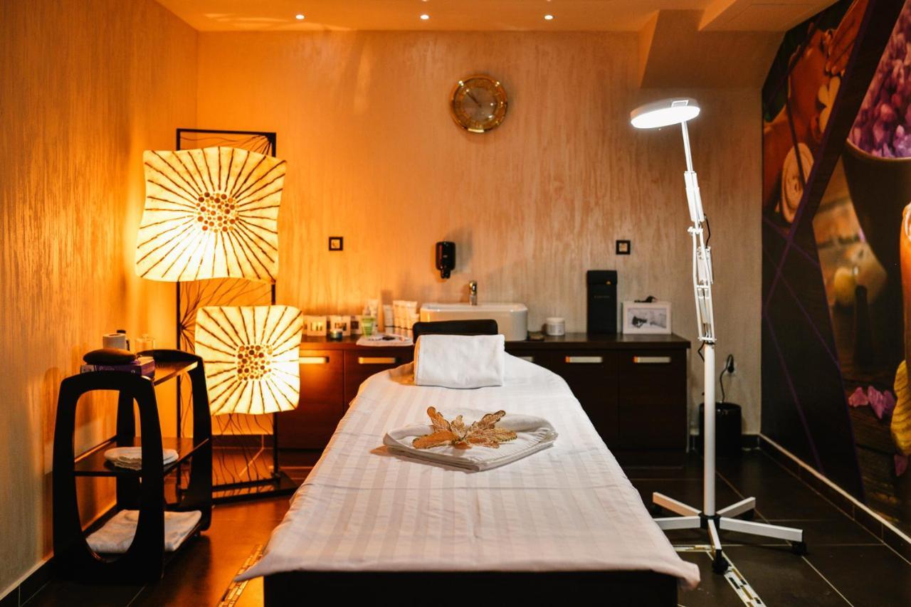 Wellness & Spa Hotel Acd Herceg Novi Buitenkant foto